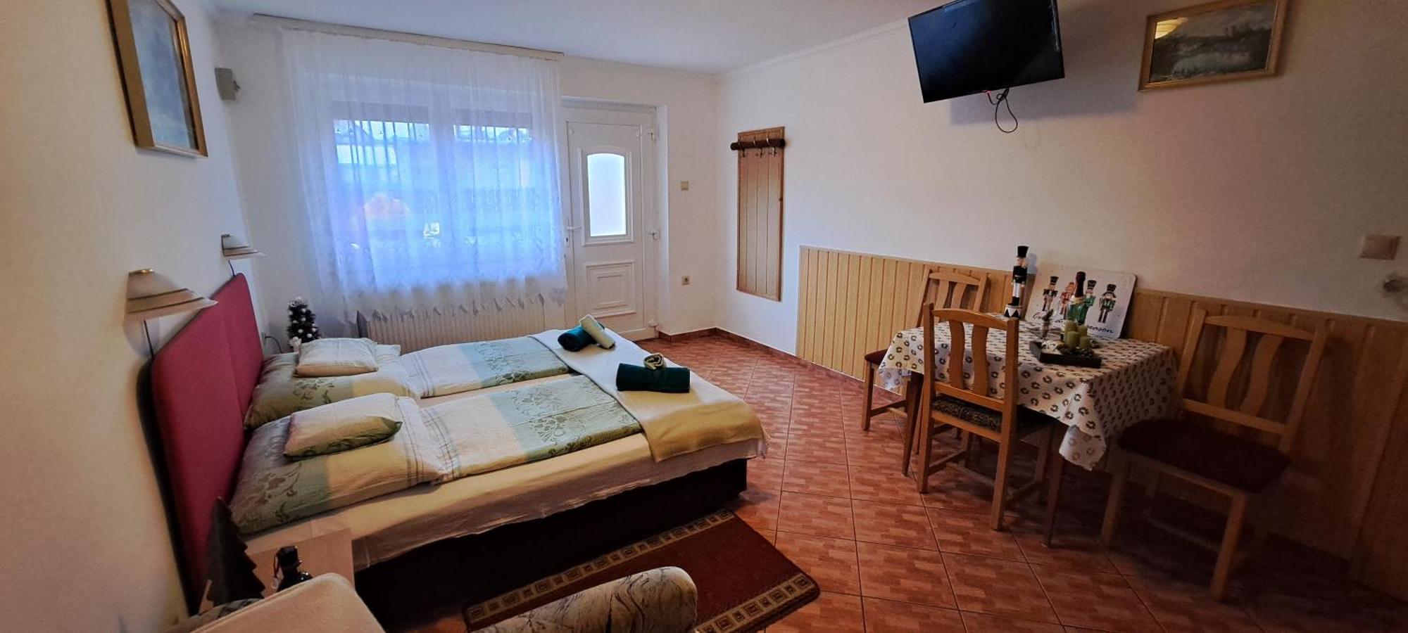 Gizella Apartmanhaus Buk Exterior foto
