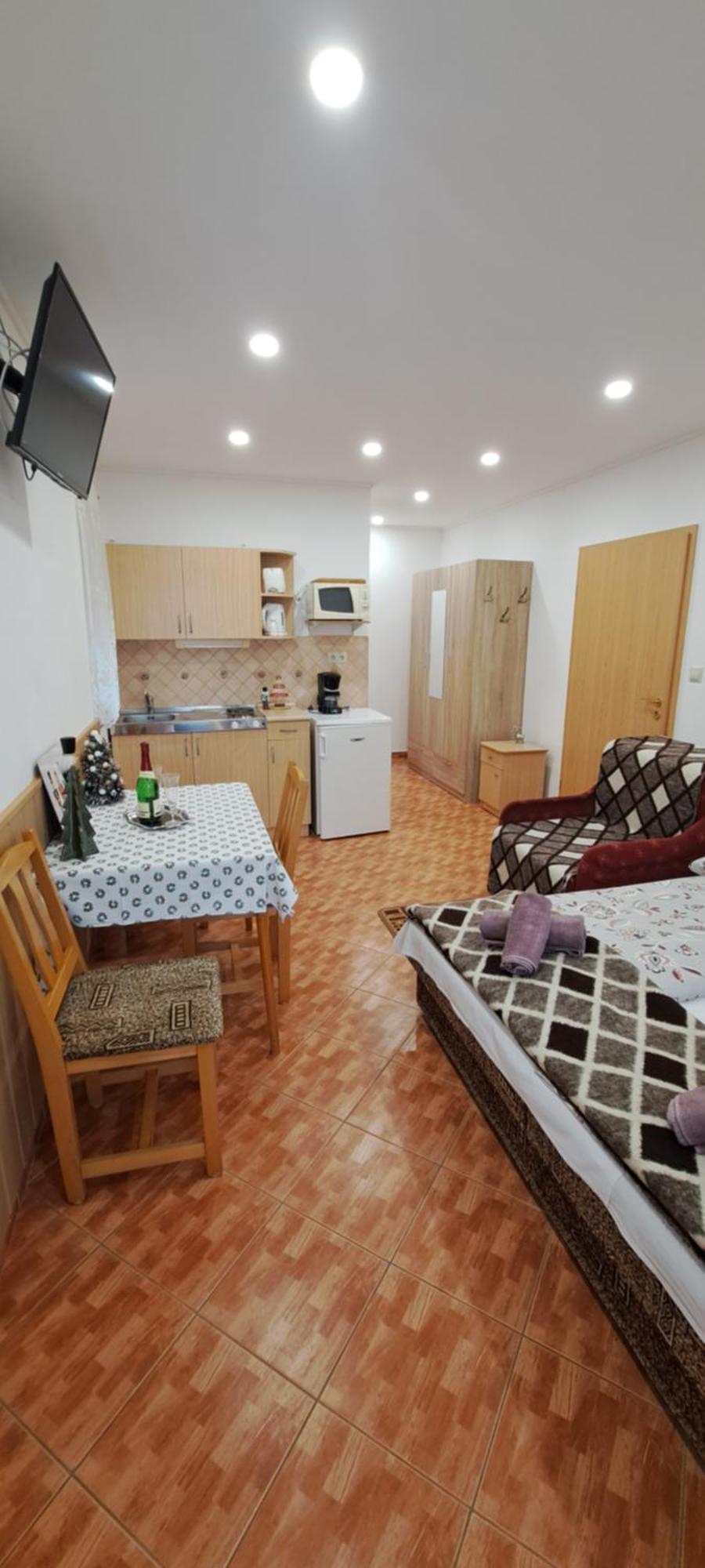 Gizella Apartmanhaus Buk Exterior foto